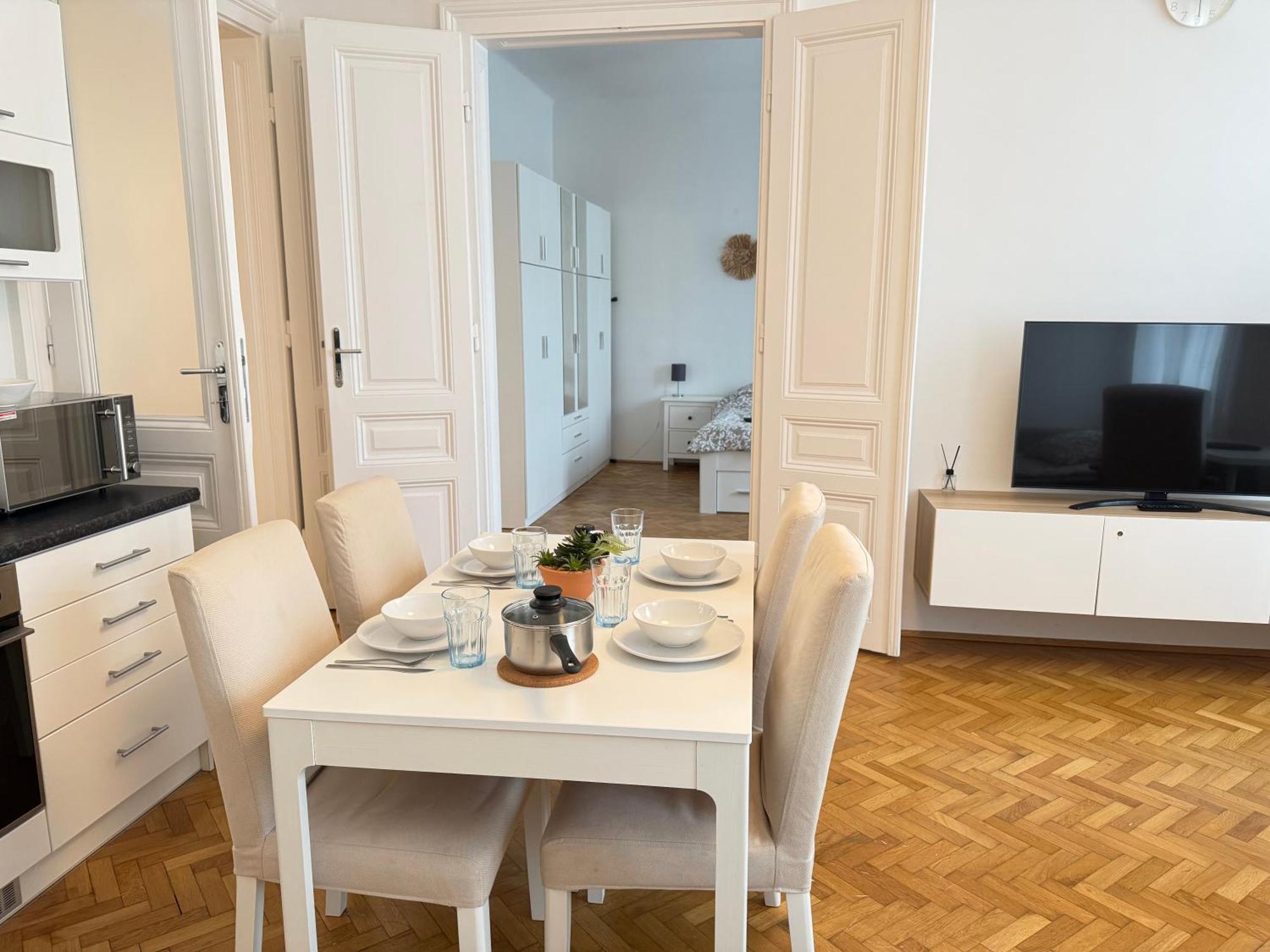Stilvolles Zentrales Im Schoensten Wiens - Free Parking Apartamento Viena