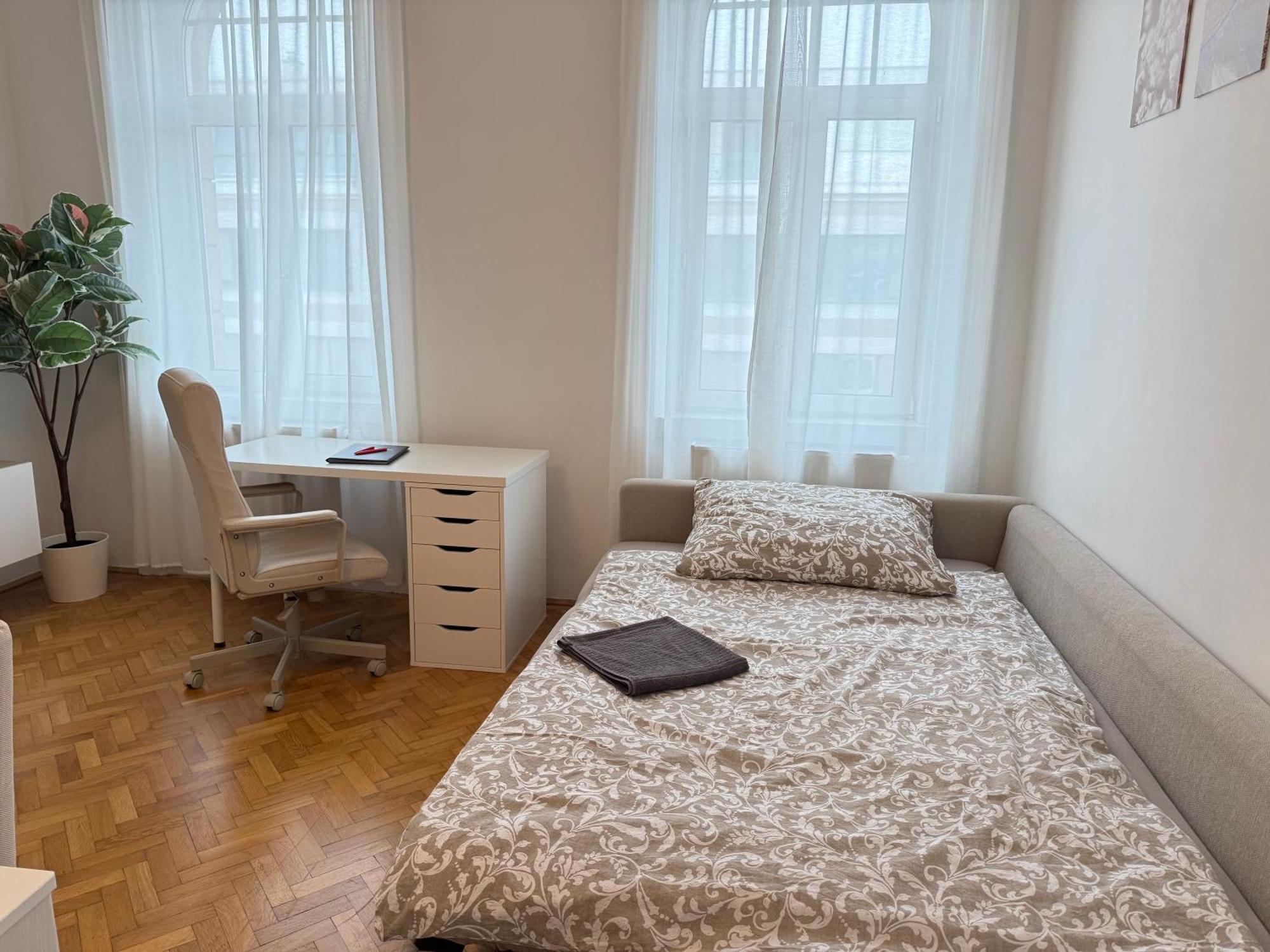 Stilvolles Zentrales Im Schoensten Wiens - Free Parking Viena